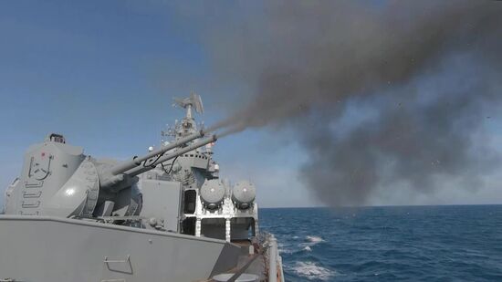 Учения Черноморского флота у побережья Крыма