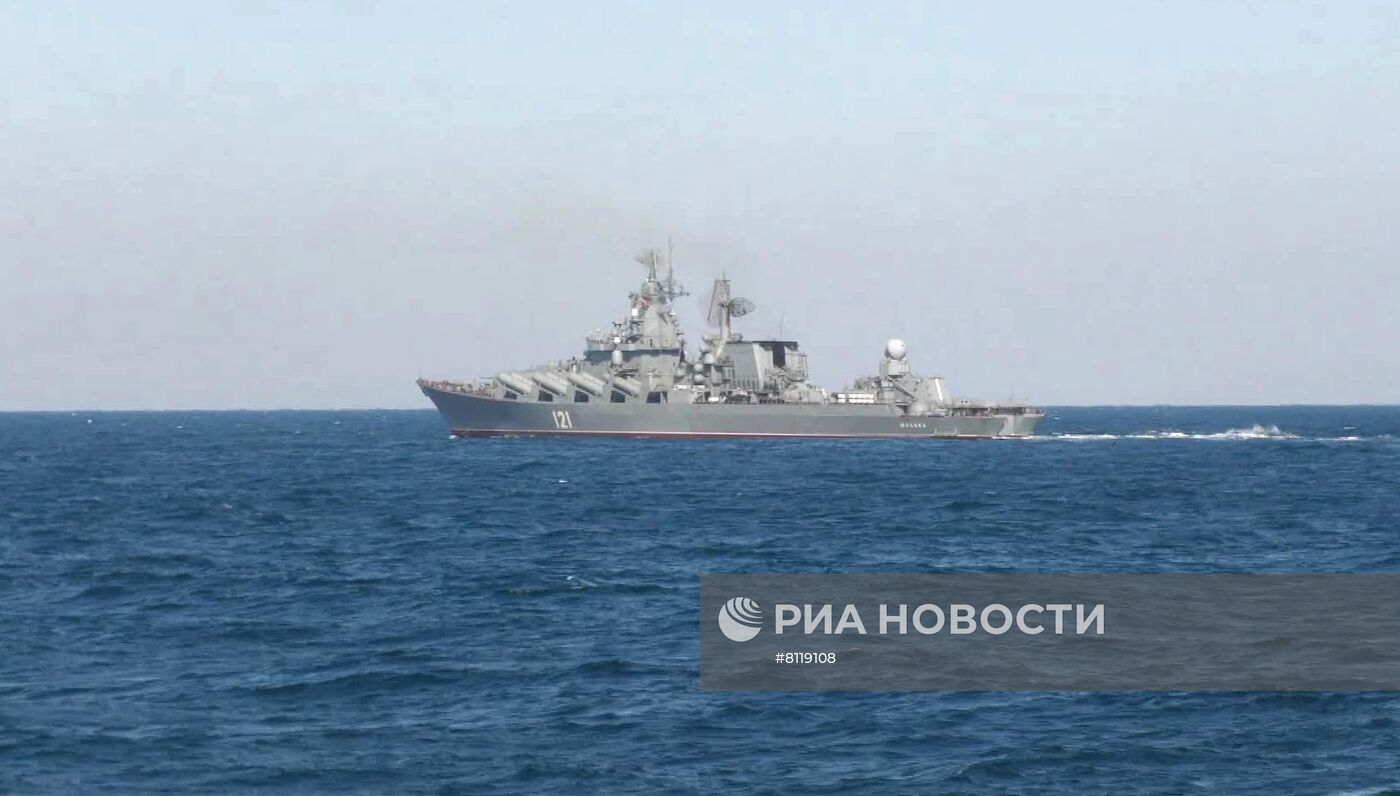 Учения Черноморского флота у побережья Крыма