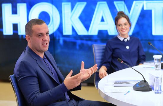 Творческая встреча с создателями фильма "Мистер Нокаут"