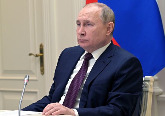  Президент РФ В. Путин дал старт учениям сил стратегического сдерживания с пусками баллистических ракет