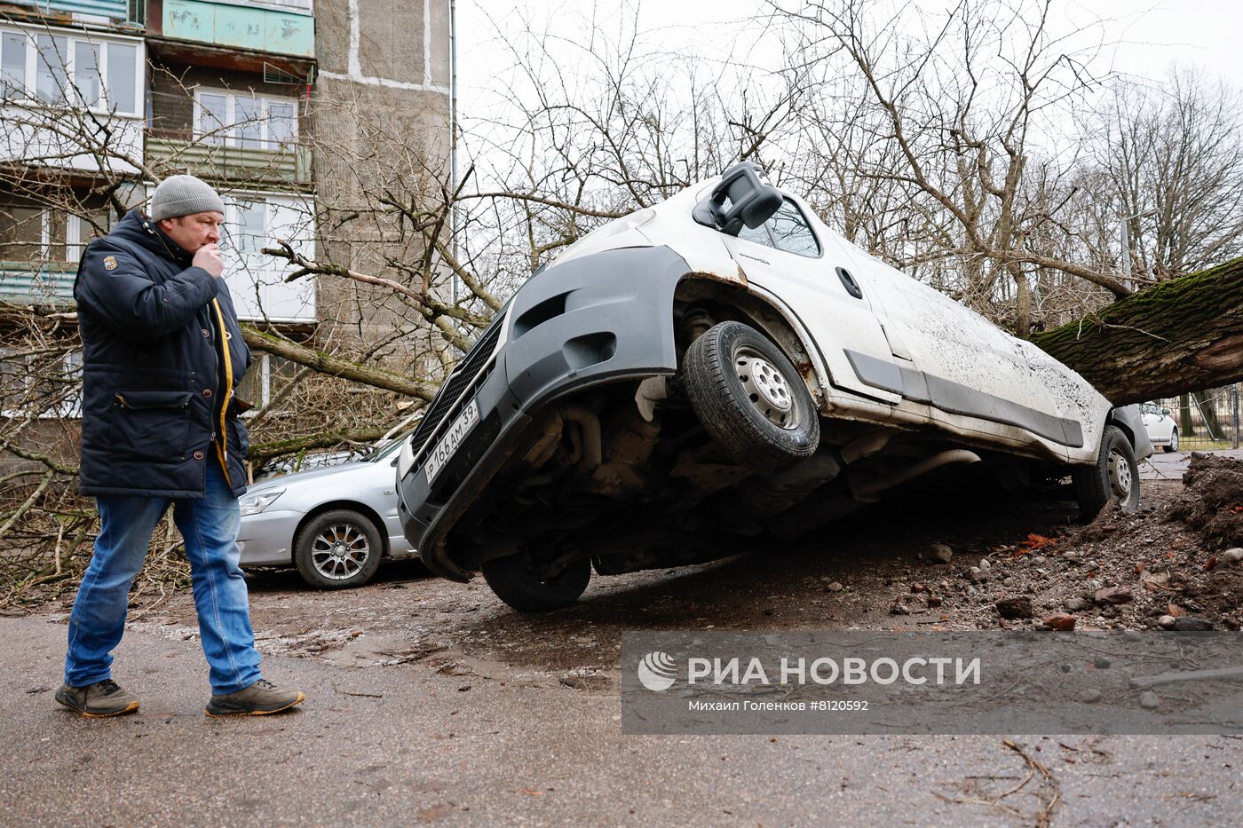 Штормовой ветер в Калининграде