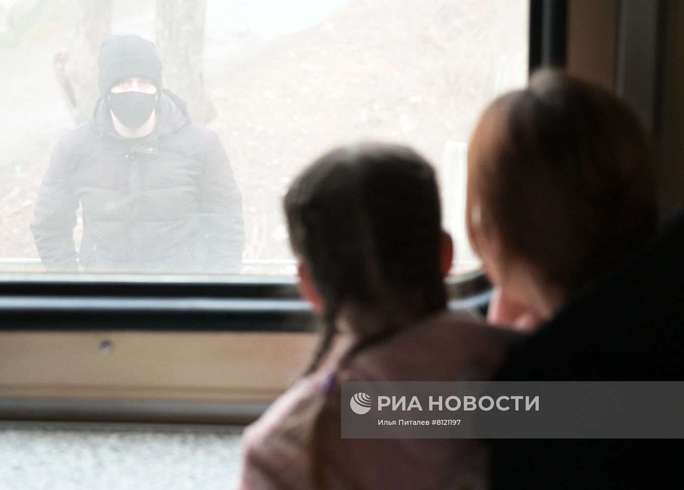 Эвакуация гражданского населения ДНР со станции "Донецк-2"