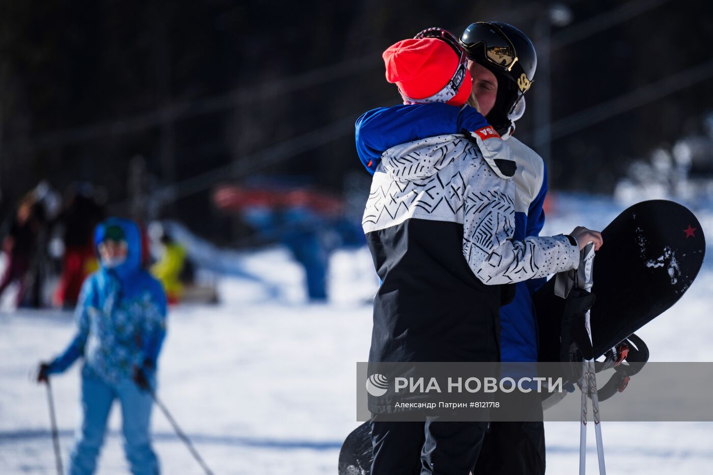 Самый большой снеговик в России на курорте Шерегеш