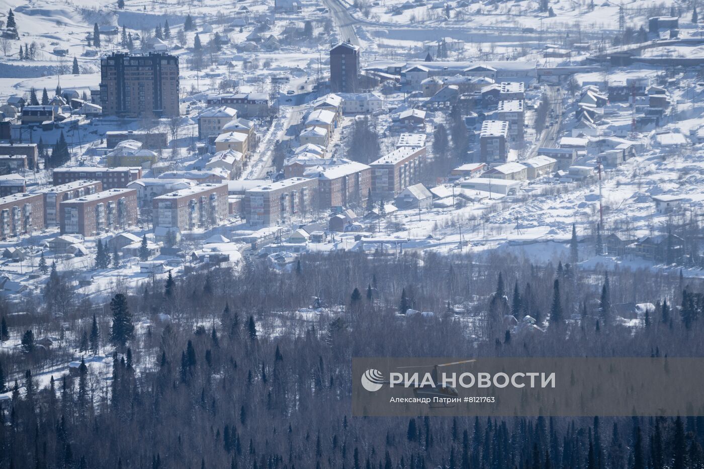 Самый большой снеговик в России на курорте Шерегеш