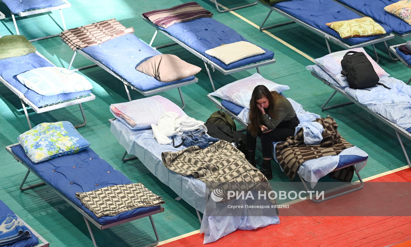Размещение эвакуированных жителей ДНР и ЛНР в Ростовской области