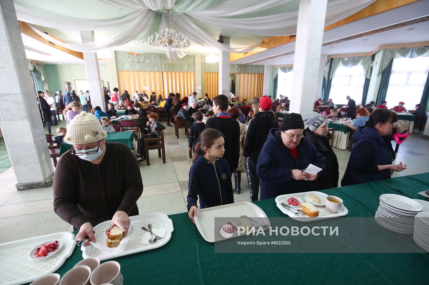 Размещение эвакуированных жителей ДНР и ЛНР в Волгоградской области