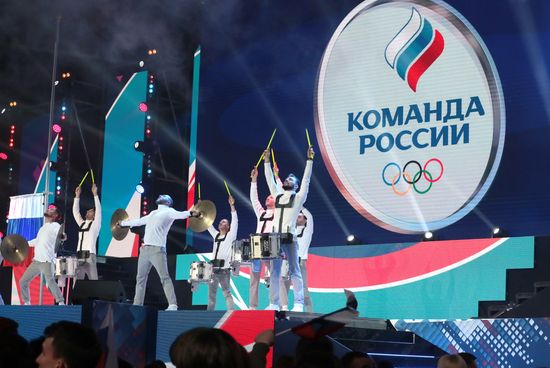 Торжественная встреча олимпийских спортсменов в Москве