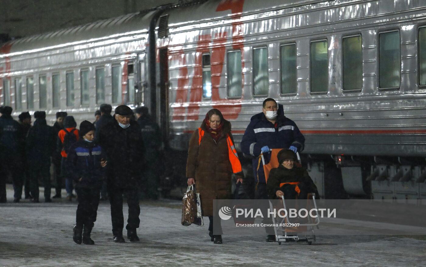 Прибытие эвакуированных жителей ДНР и ЛНР в Нижний Новгород
