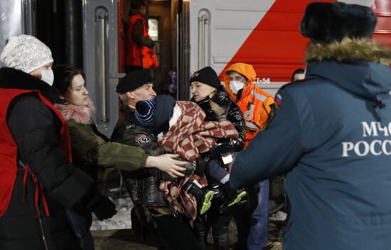 Прибытие эвакуированных жителей ДНР и ЛНР в Нижний Новгород