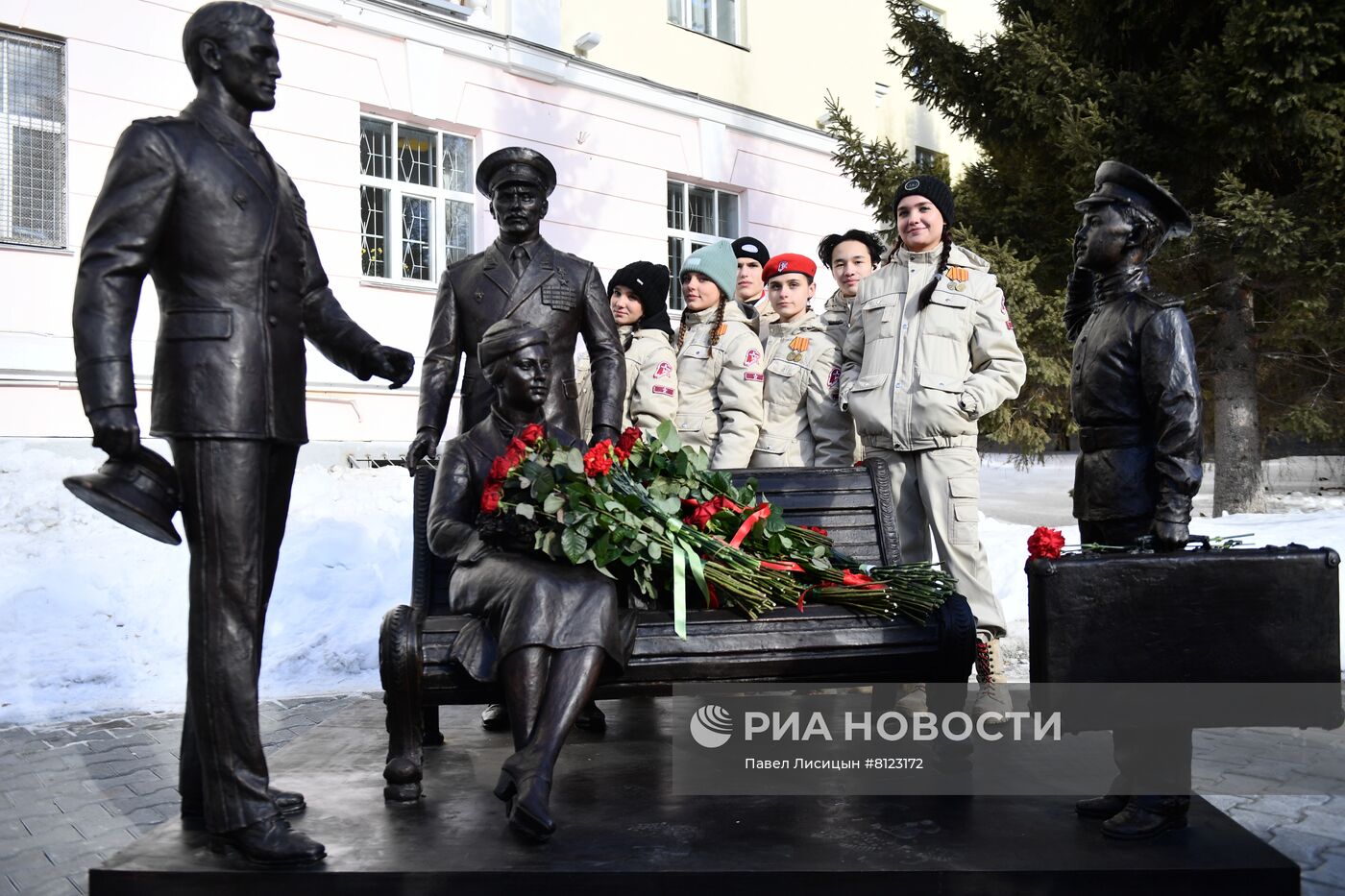 Открытие памятника "Есть такая профессия — Родину защищать" в Екатеринбурге