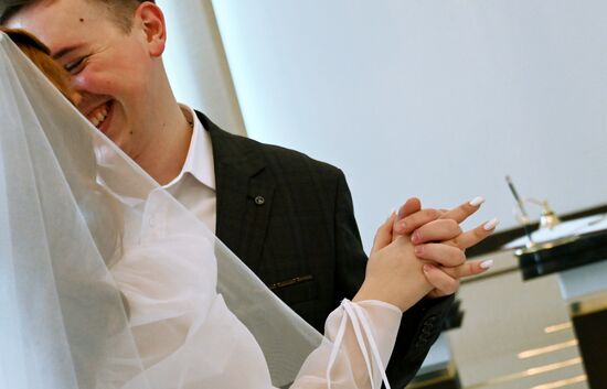 Регистрация брака в красивую дату 22.02.2022 в Чите