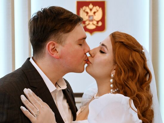 Регистрация брака в красивую дату 22.02.2022 в Чите