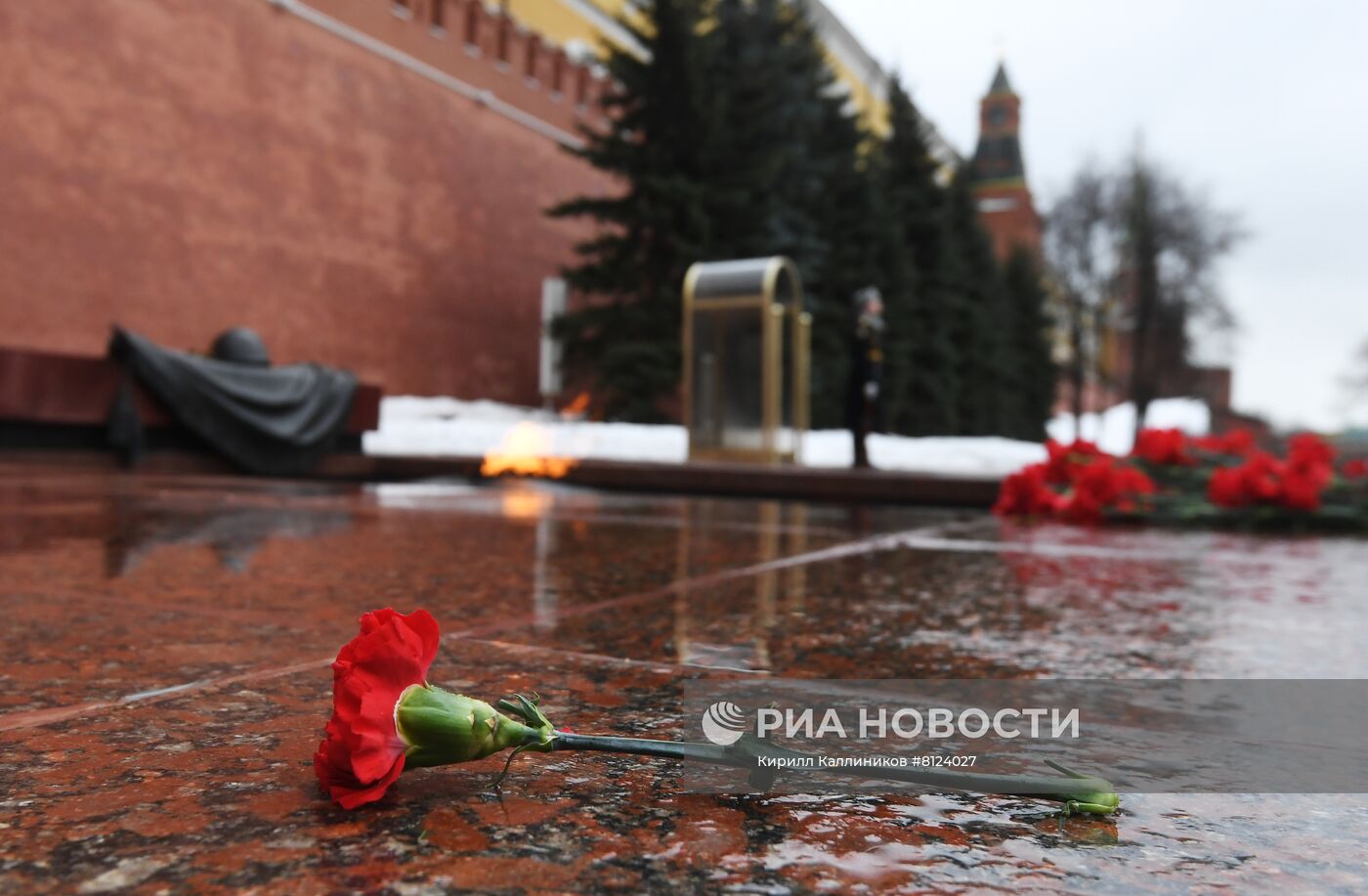 Возложения цветов в честь 23 февраля 