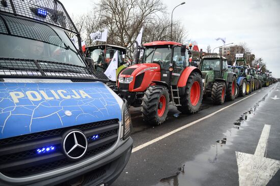 Протесты фермеров в Варшаве