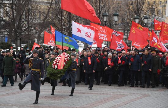 Возложения цветов в честь 23 февраля 