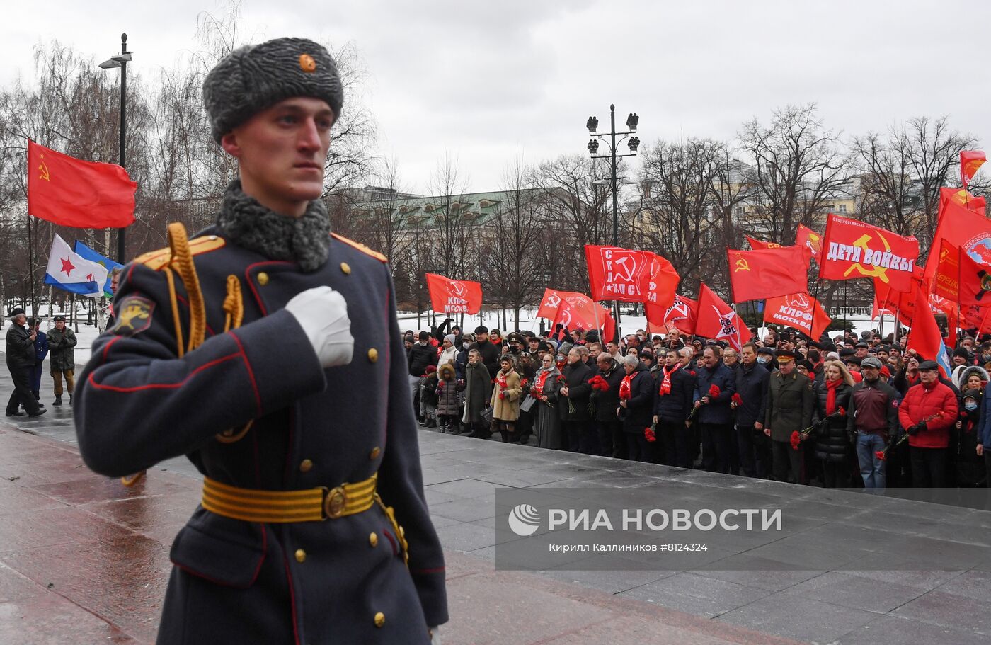 Возложения цветов в честь 23 февраля 