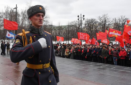 Возложения цветов в честь 23 февраля 