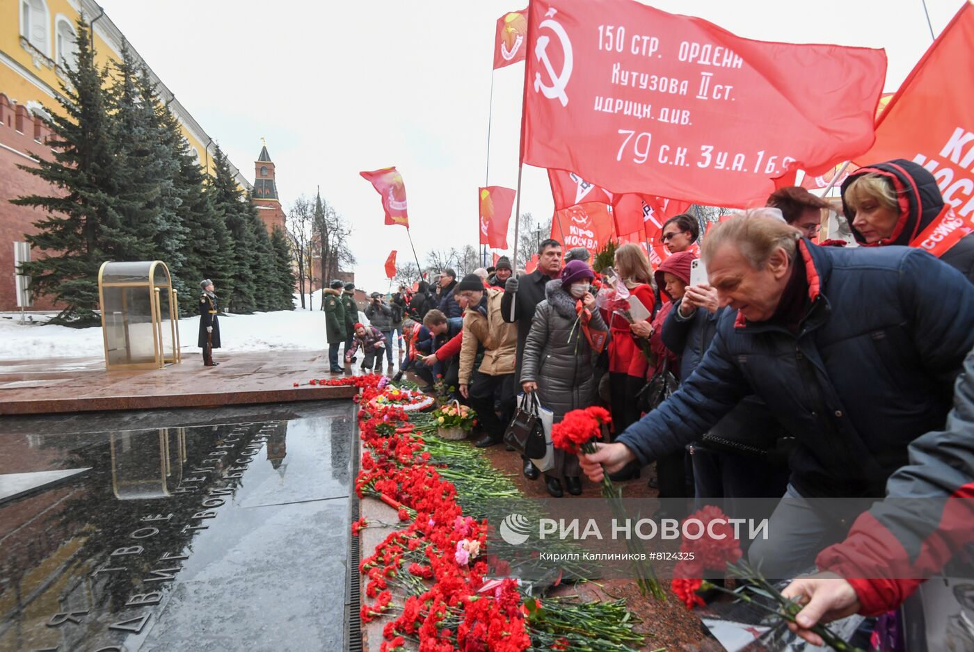 Возложения цветов в честь 23 февраля 