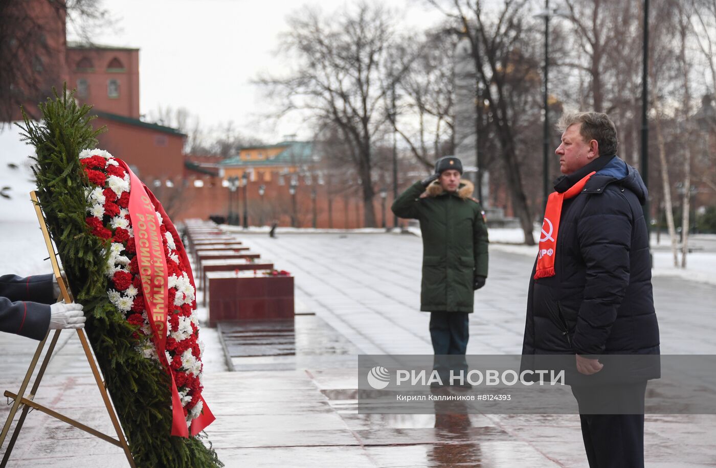 Возложения цветов в честь 23 февраля 