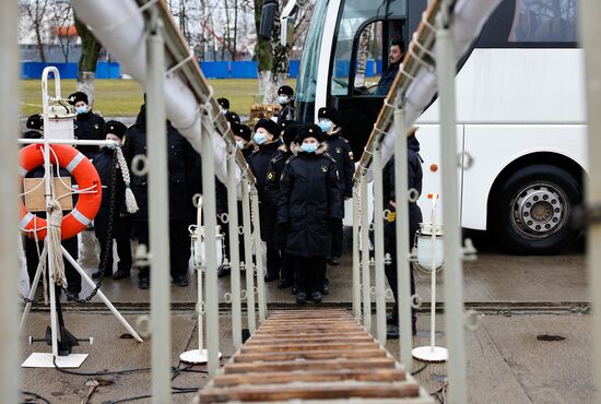 Экскурсия для нахимовцев на корабль "Неустрашимый" в Балтийске