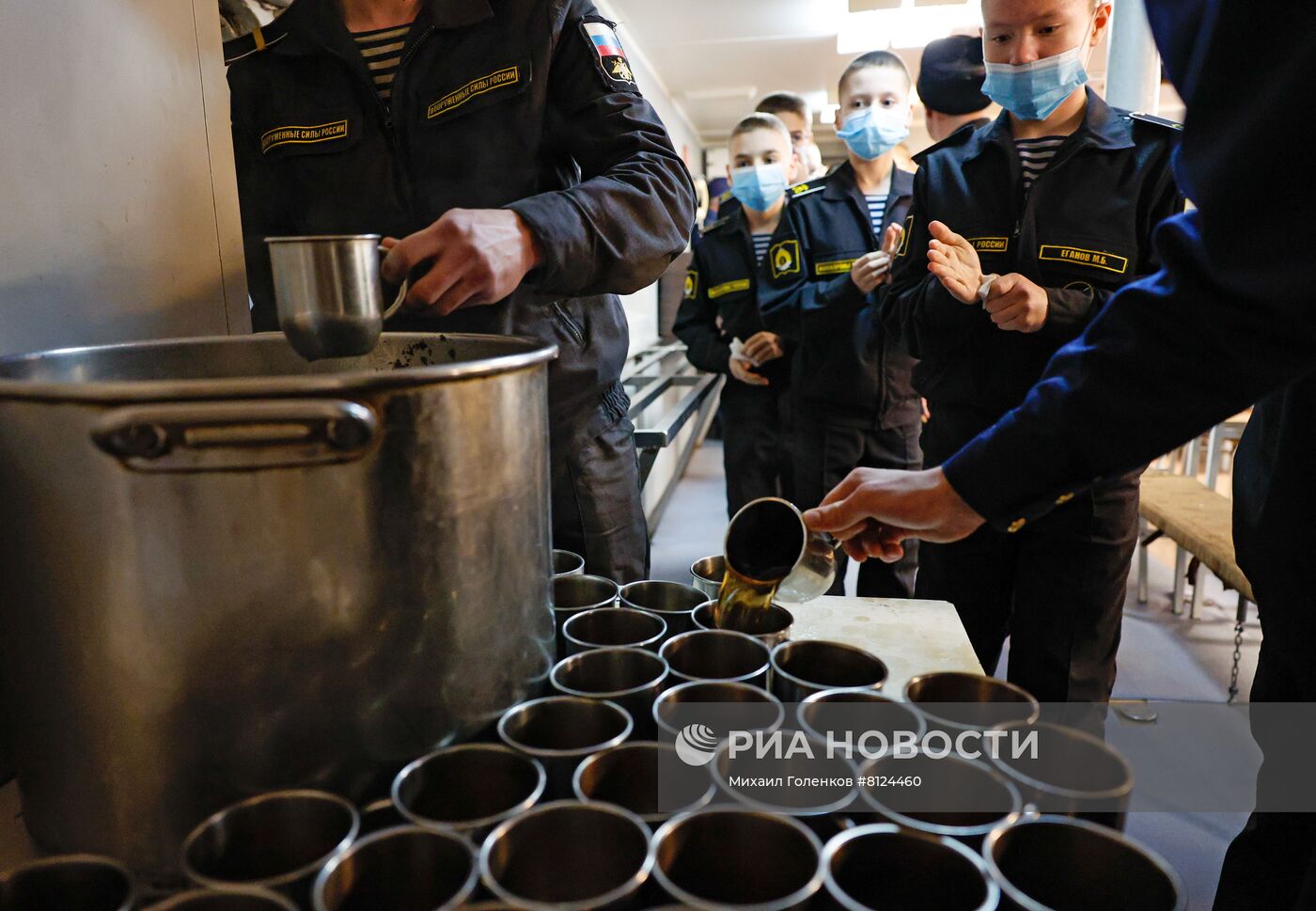 Экскурсия для нахимовцев на корабль "Неустрашимый" в Балтийске