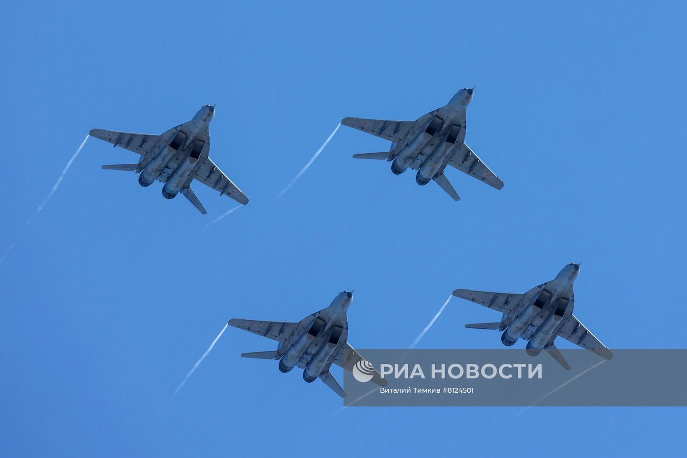 Празднование Дня защитника Отечества в России