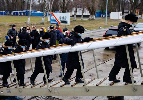 Экскурсия для нахимовцев на корабль "Неустрашимый" в Балтийске