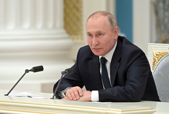 Встреча президента РФ В. Путина с представителями российских деловых кругов