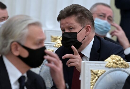 Встреча президента РФ В. Путина с представителями российских деловых кругов