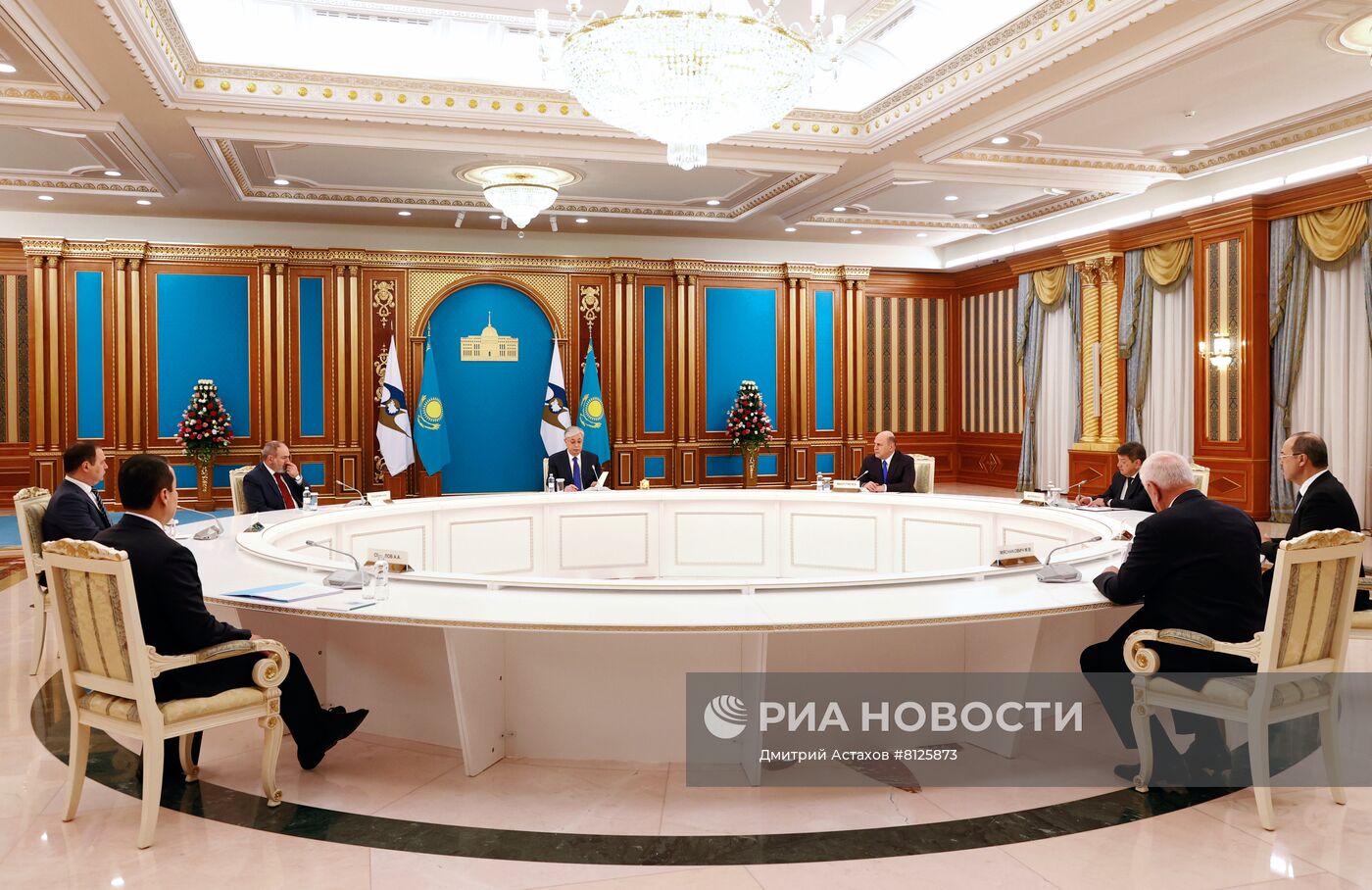 Премьер-министр РФ М. Мишустин принимает участие в заседании Евразийского межправительственного совета. День второй