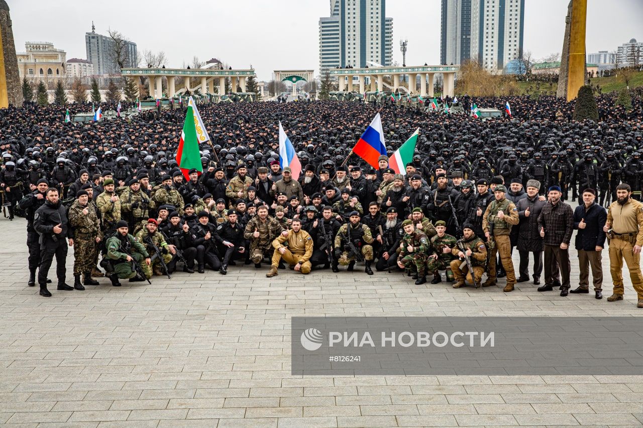 Сборы военных в Грозном