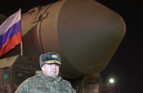 Пусковые установки "Ярс" перебазируют в Подмосковье для подготовки к параду Победы