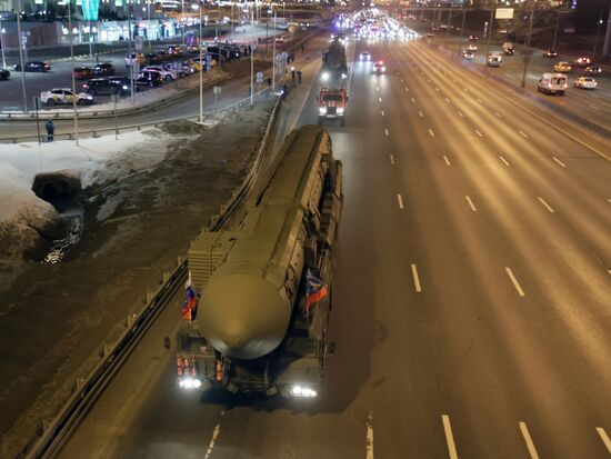 Пусковые установки "Ярс" перебазируют в Подмосковье для подготовки к параду Победы