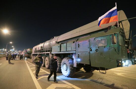 Пусковые установки "Ярс" перебазируют в Подмосковье для подготовки к параду Победы