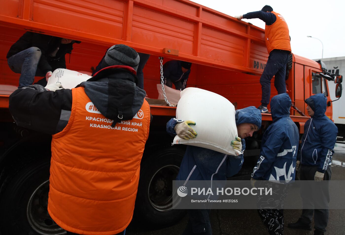 Выезд колонны с гуманитарным грузом из Краснодара в Херсон