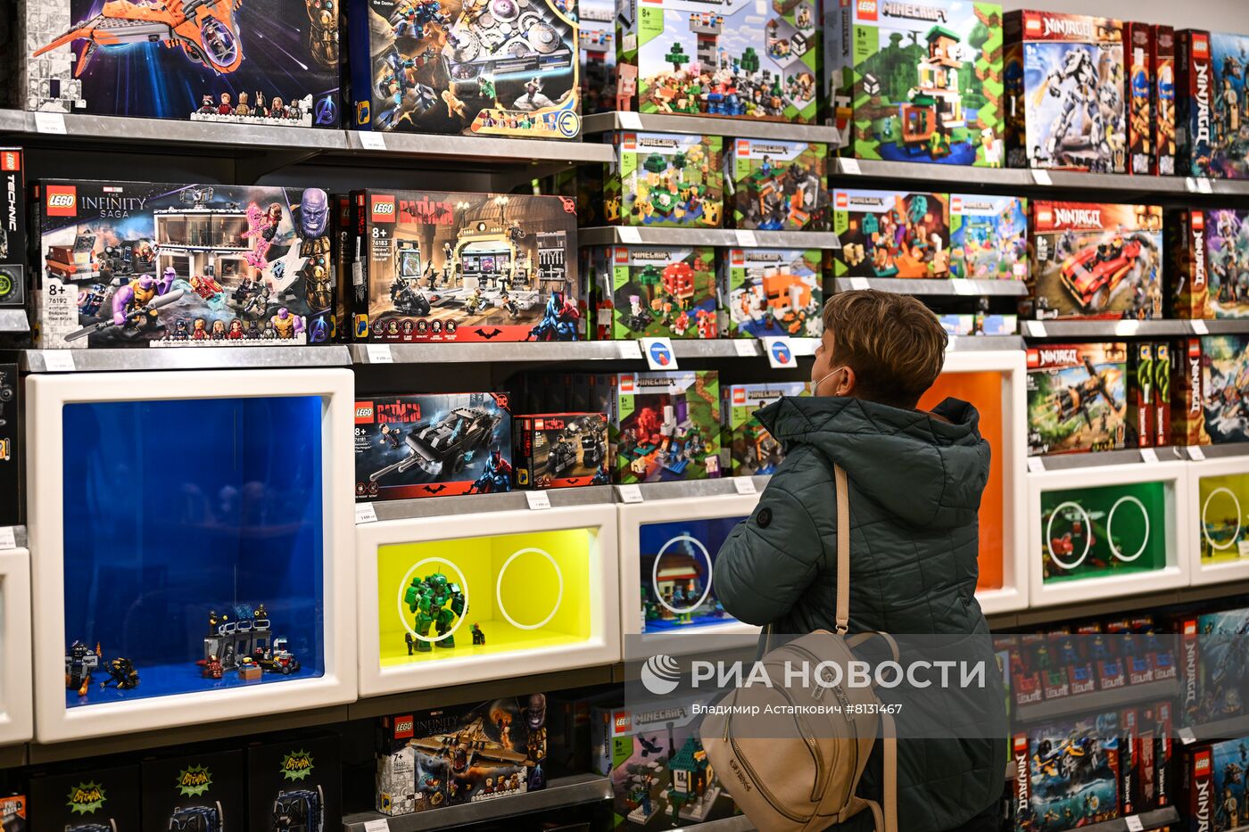 Работа магазина "Lego" в Москве