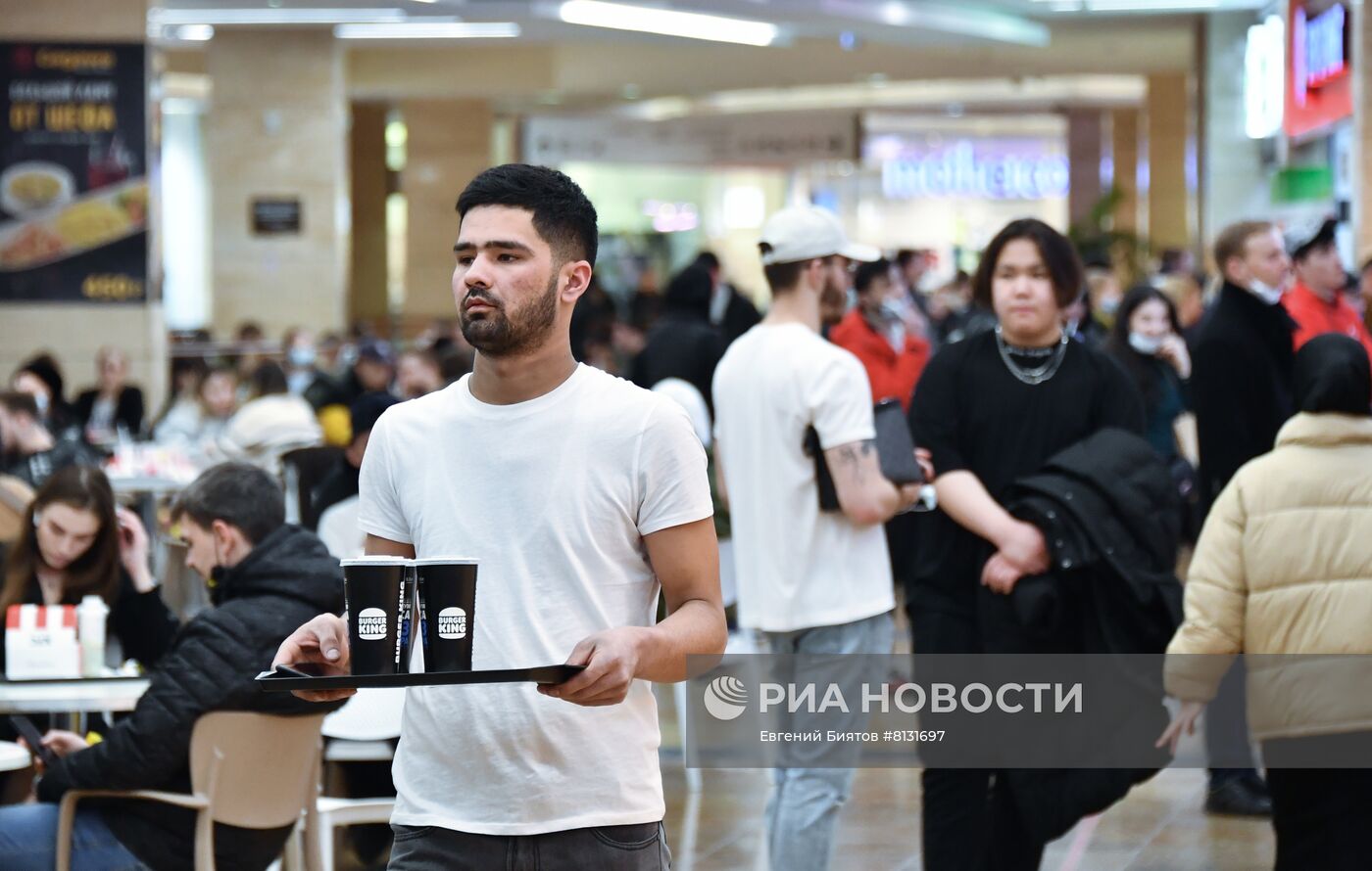 В Москве отменили ряд ограничений, введенных в связи с COVID-19