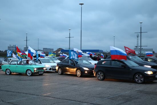 Акция в поддержку российских военных "Своих не бросаем" в Краснодаре