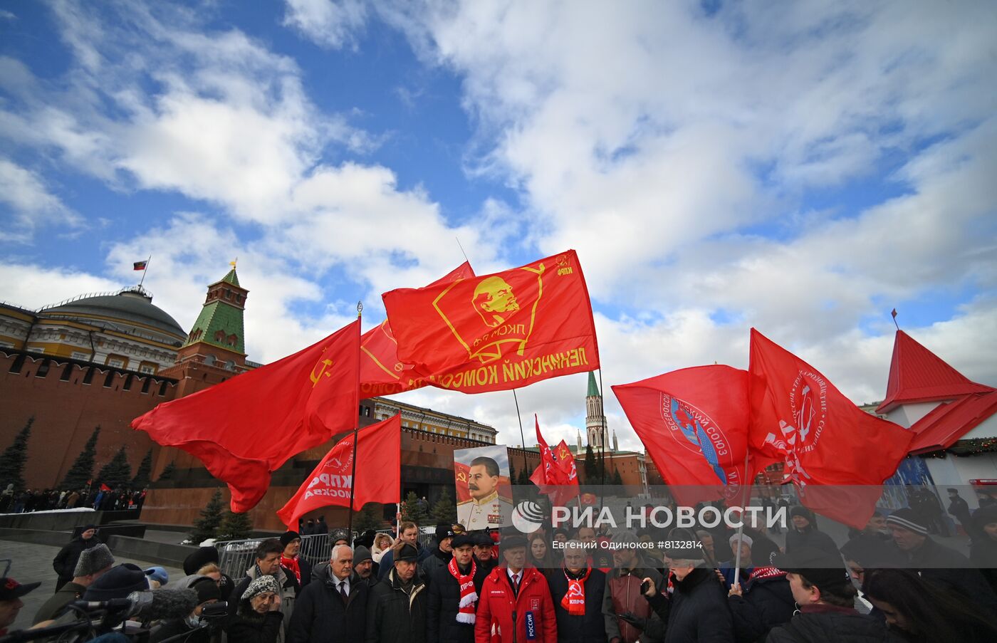 Возложения цветов в связи с годовщиной со дня смерти И.В. Сталина