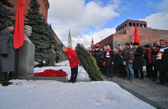 Возложения цветов в связи с годовщиной со дня смерти И.В. Сталина