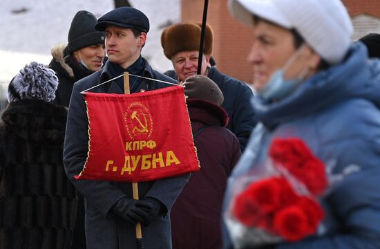 Возложения цветов в связи с годовщиной со дня смерти И.В. Сталина