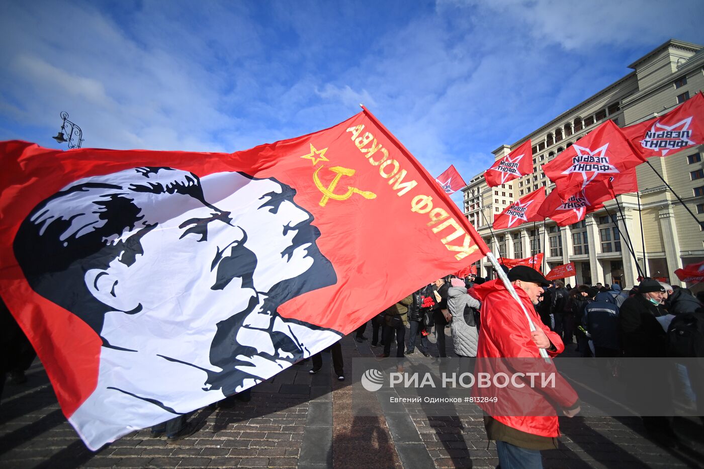 Возложения цветов в связи с годовщиной со дня смерти И.В. Сталина