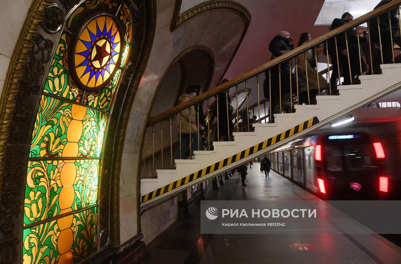 Вестибюль станции "Новослободская" Кольцевой линии открыли после ремонта