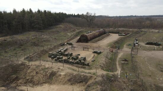 Российские военнослужащие взяли под контроль военную базу ВСУ под Херсоном