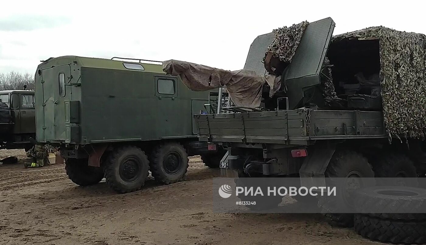 Российские военнослужащие взяли под контроль военную базу ВСУ под Херсоном