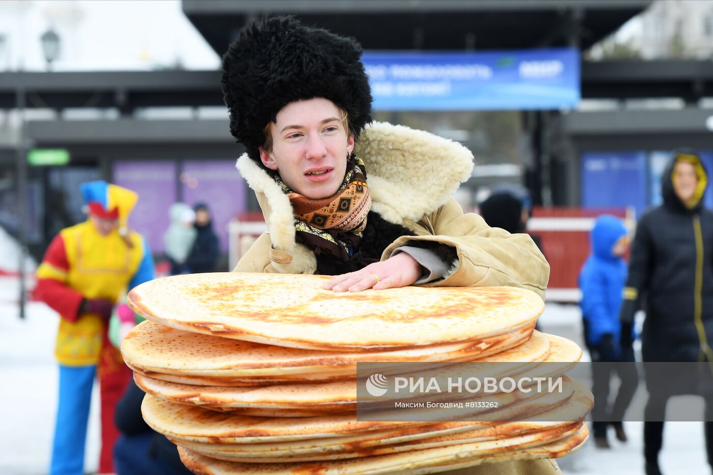 Празднование Масленицы в Казани