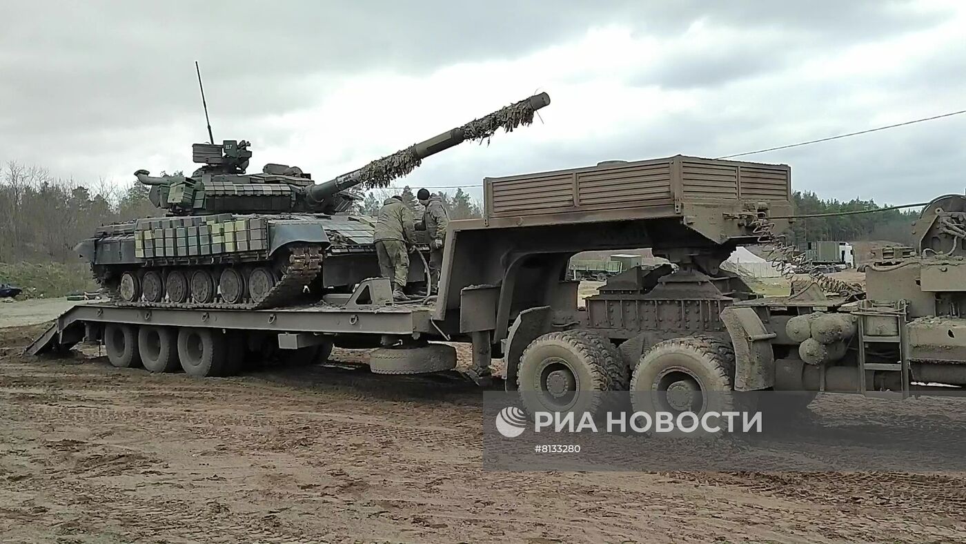 Российские военнослужащие взяли под контроль военную базу ВСУ под Херсоном