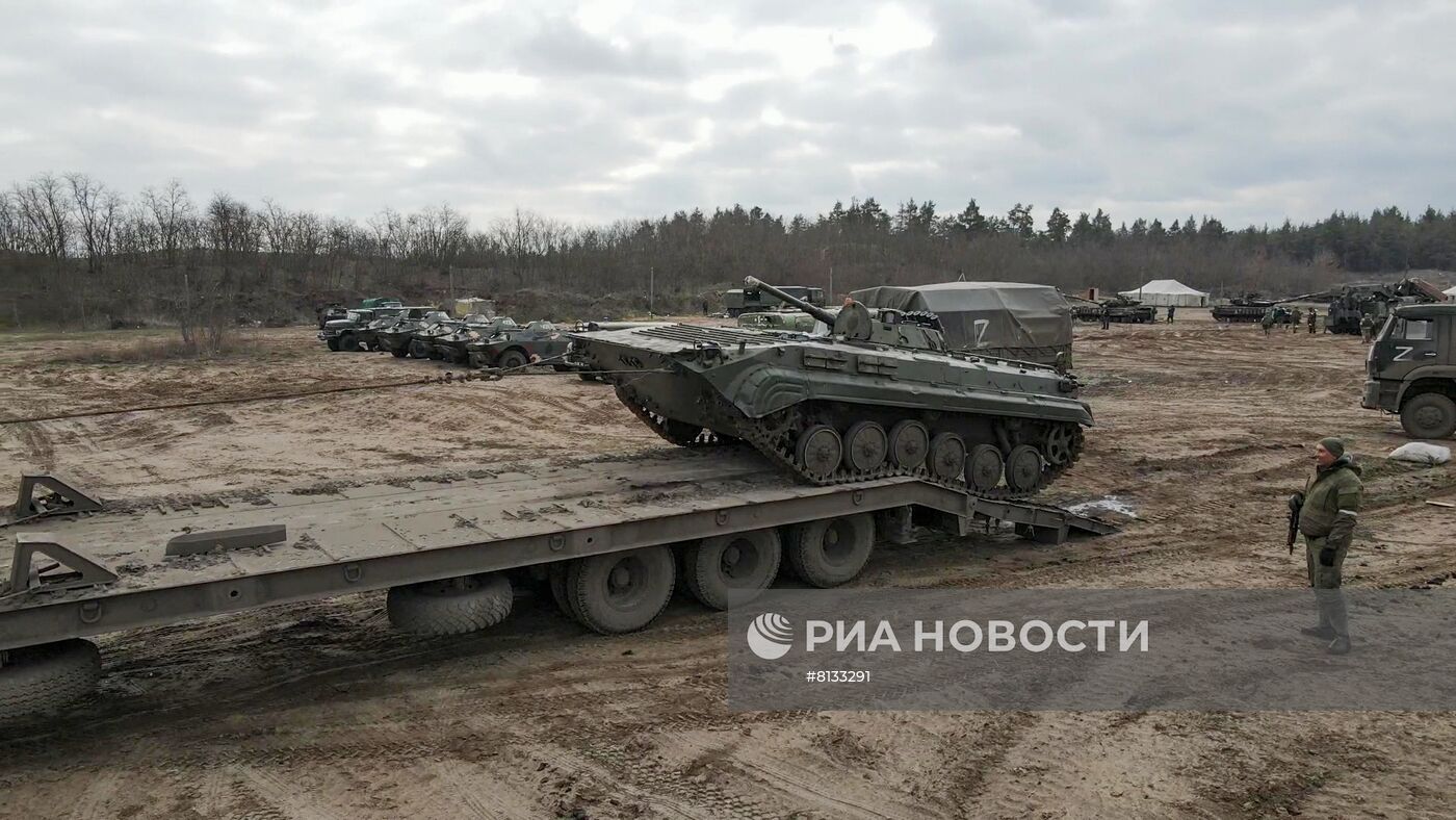 Российские военнослужащие взяли под контроль военную базу ВСУ под Херсоном