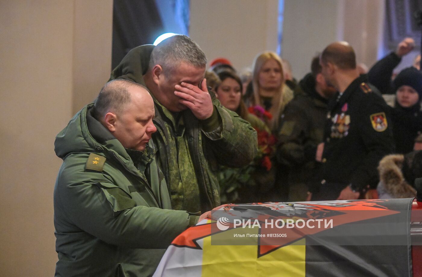 Прощание с командиром батальона "Спарта" В. Жогой в Донецке