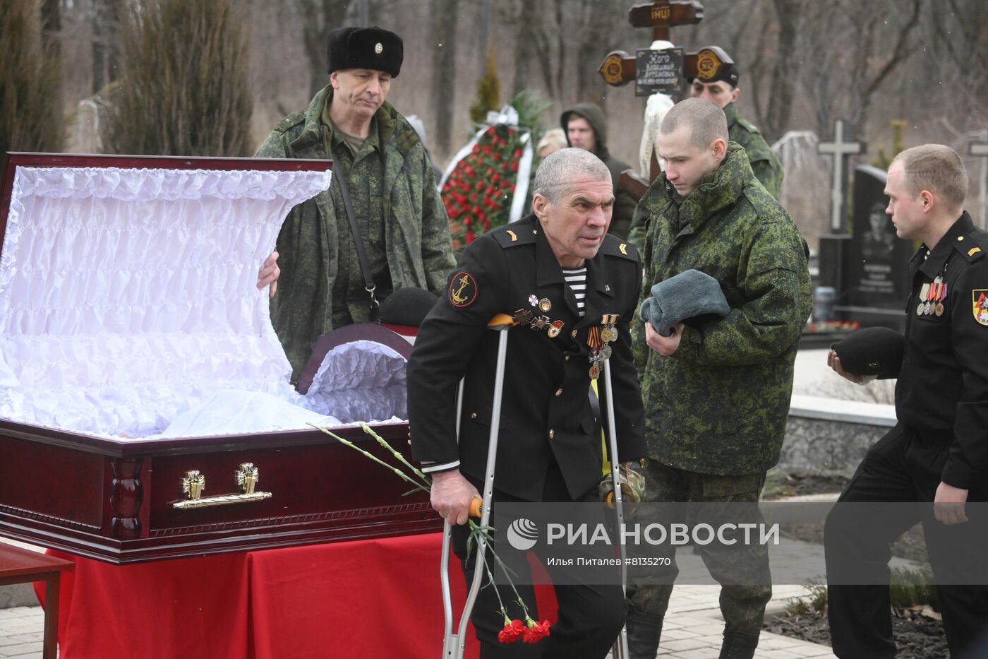 Прощание с командиром батальона "Спарта" В. Жогой в Донецке